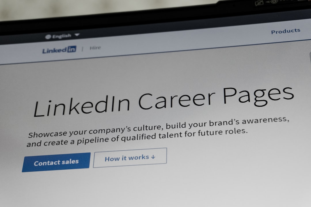 linkedin-career-pages-website-interface-on-a-laptop-screen-xwbb8ivpnn8
